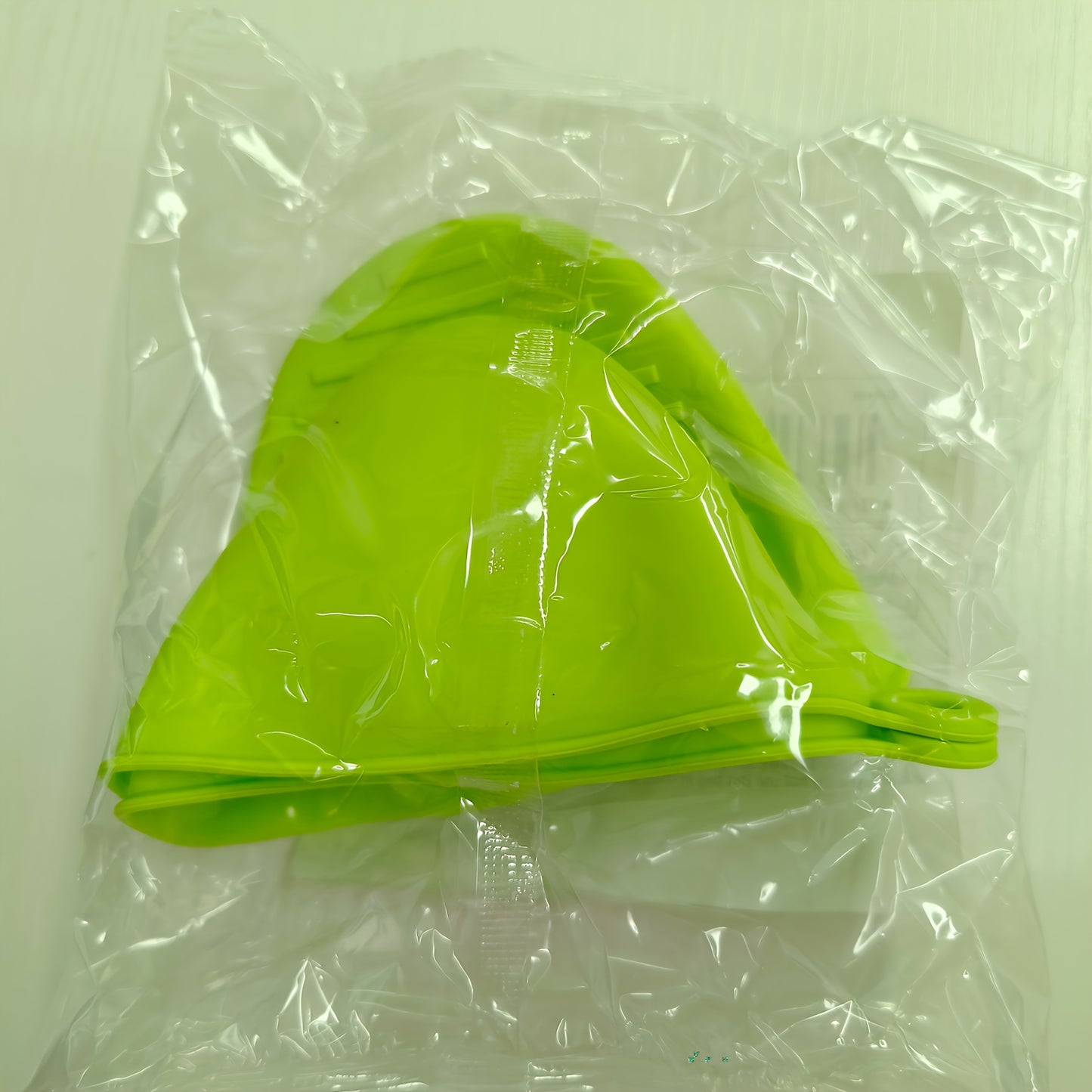 4 Pack mini heat-resistant and heat-insulating pads, suitable for the kitchen. Not applicable to high-temperature metals.