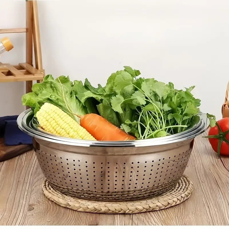 Kitchen Colander for Washing, Draining, and Filtering Vegetables, Rice, and Fruits - Food-Safe Household and Commercial Use, Fruit Filtering | Sleek Kitchenware | Foodsafe Material, Kitchen Strainer for Food