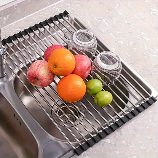 The Silicone Sink Organizer combines the functions of draining, washing vegetables and storing in one. It is made of heat-resistant material and can be rolled up. Easily deal with the mess of the kitchen sink and make cookies easily.